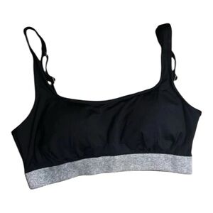 NWT medium bikini top